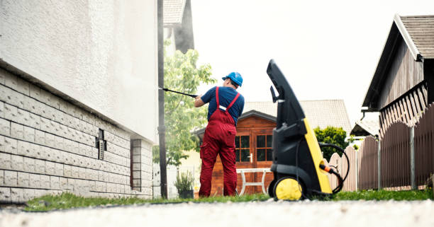 Best Driveway Pressure Washing  in Phillipsburg, KS